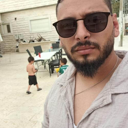 אלמוג רצאבי