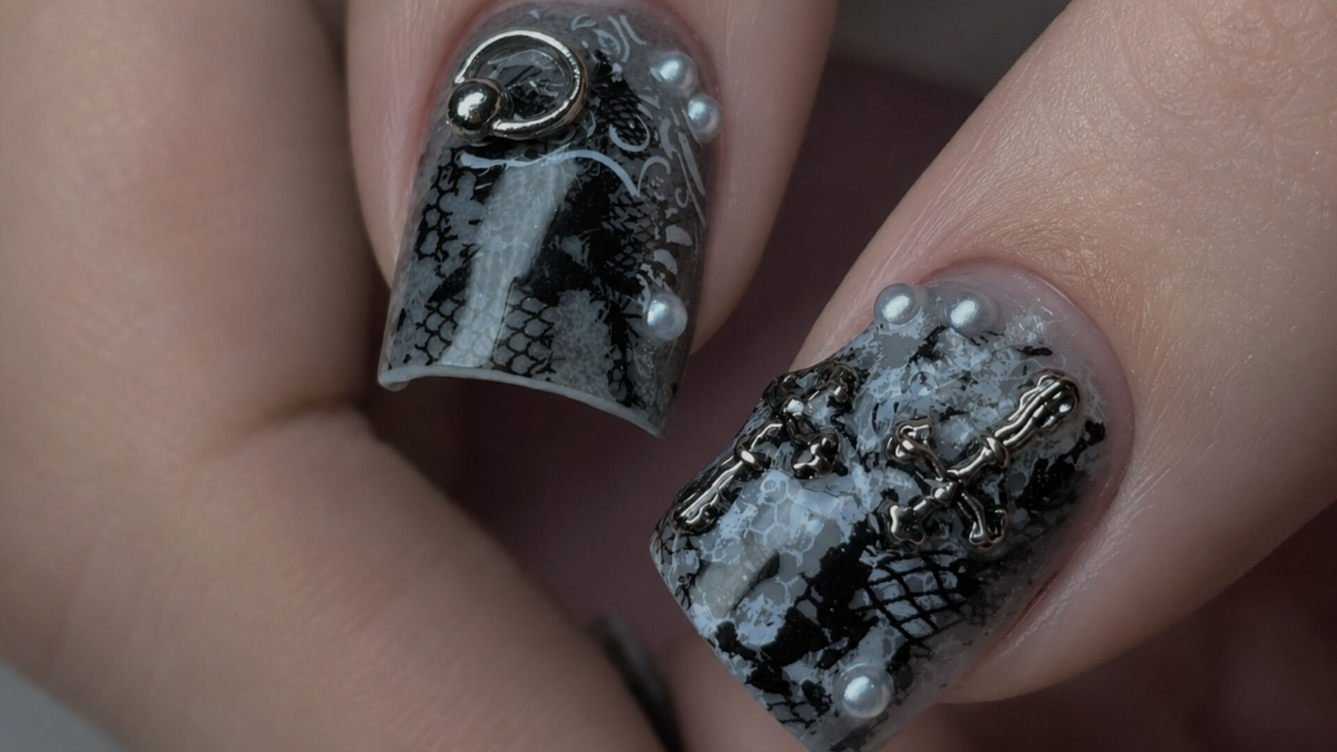  | Nika Nails