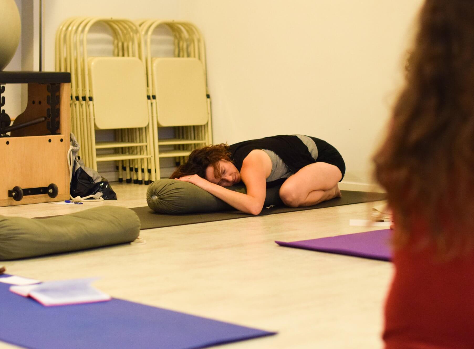 הדס פרי יוגה  