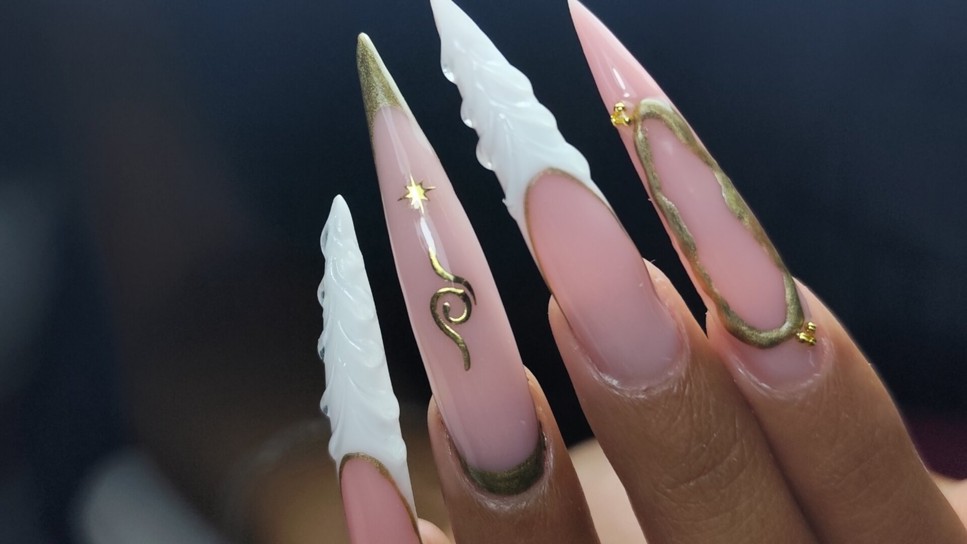 M.L nails