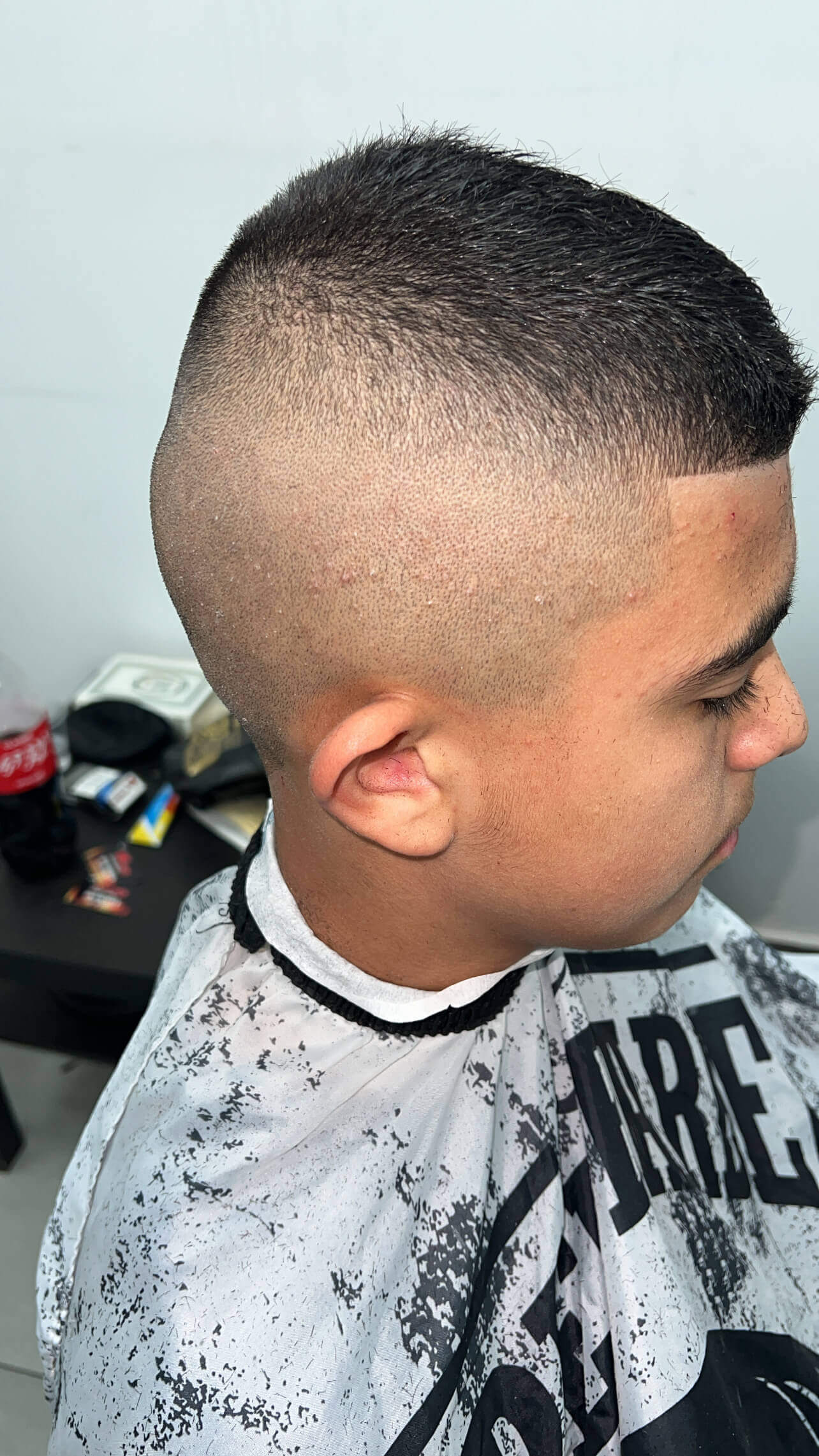 המספרה של איתי 