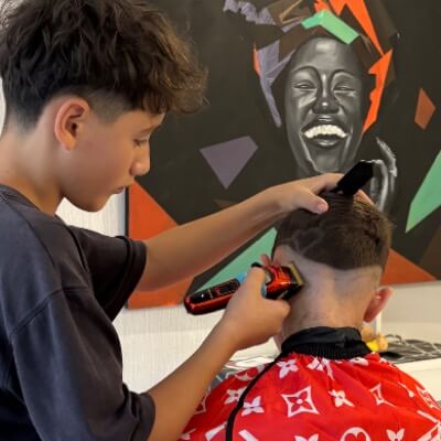 Oa barber shop | lee