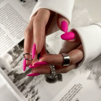 Nagham nails | lee