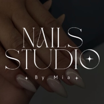 Nails by Mia | lee