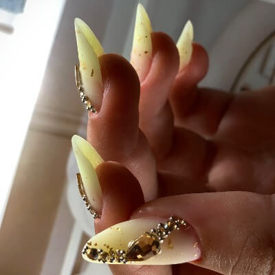 Nidaa nails | lee