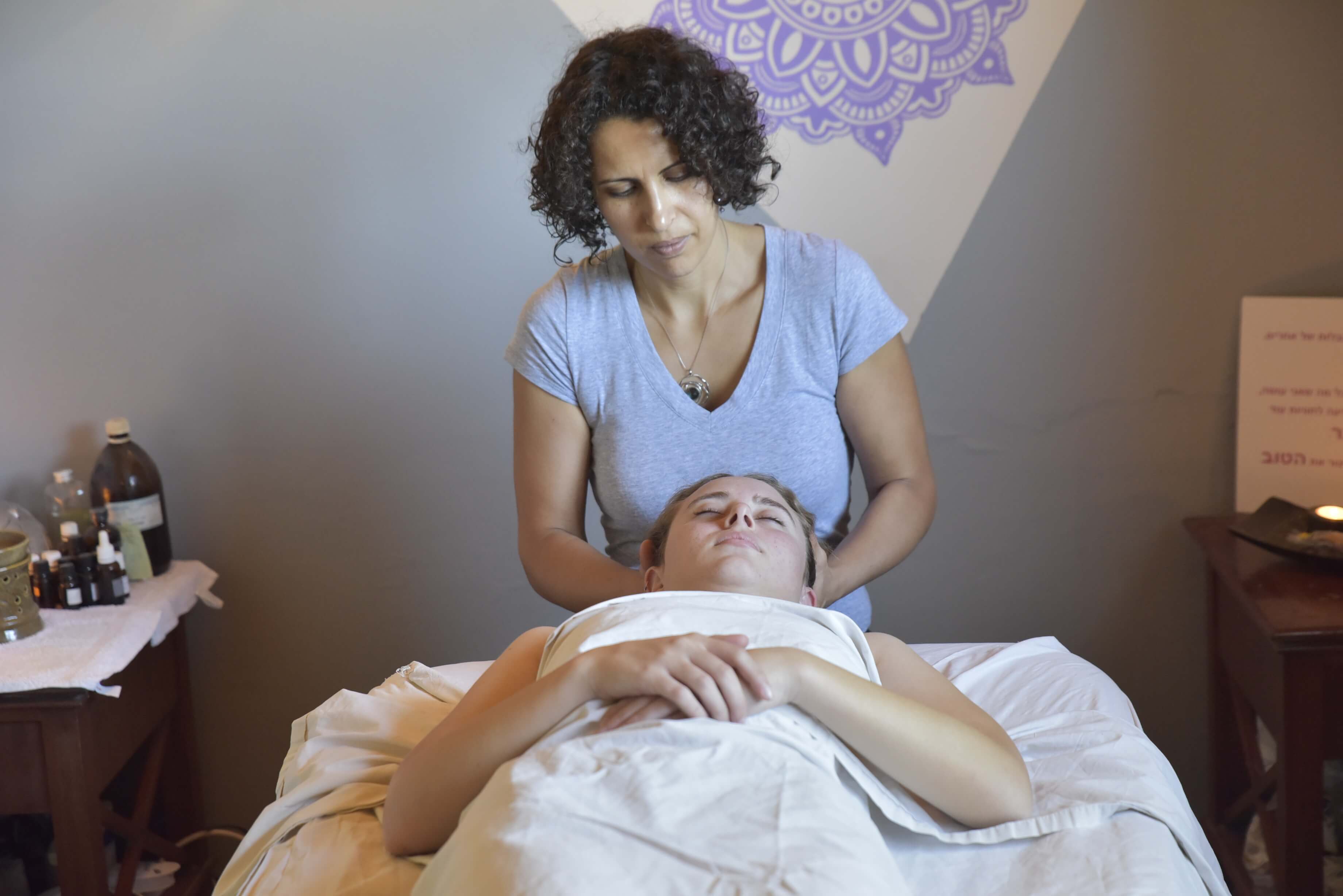 עינב סיטון רון- מגע שבא מהלב