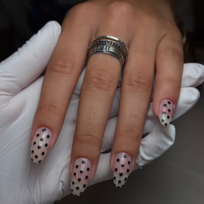 Alina Izrailov NAILS | lee