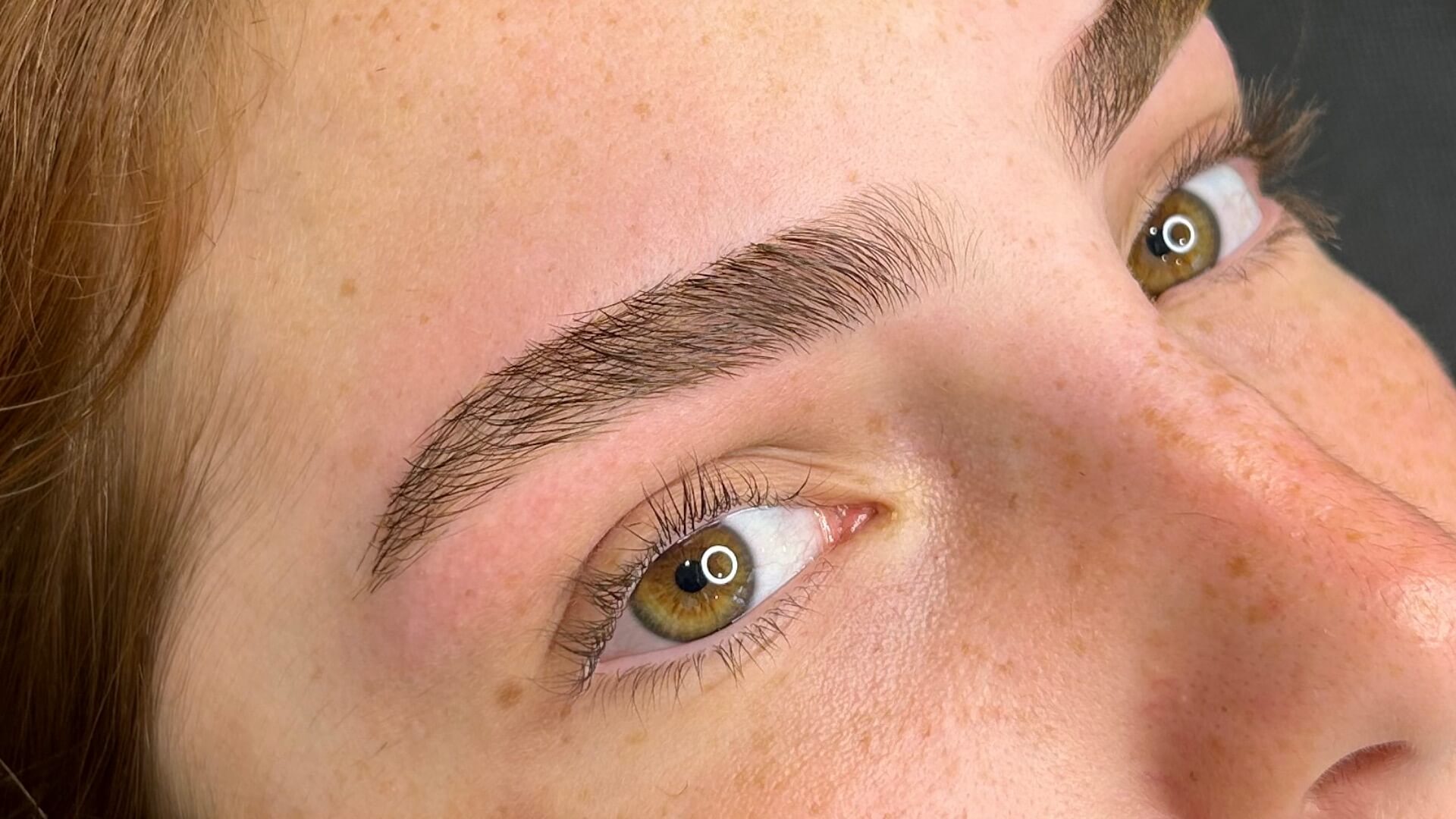 Dana eyebrows  - גבות בצפון תל אביב