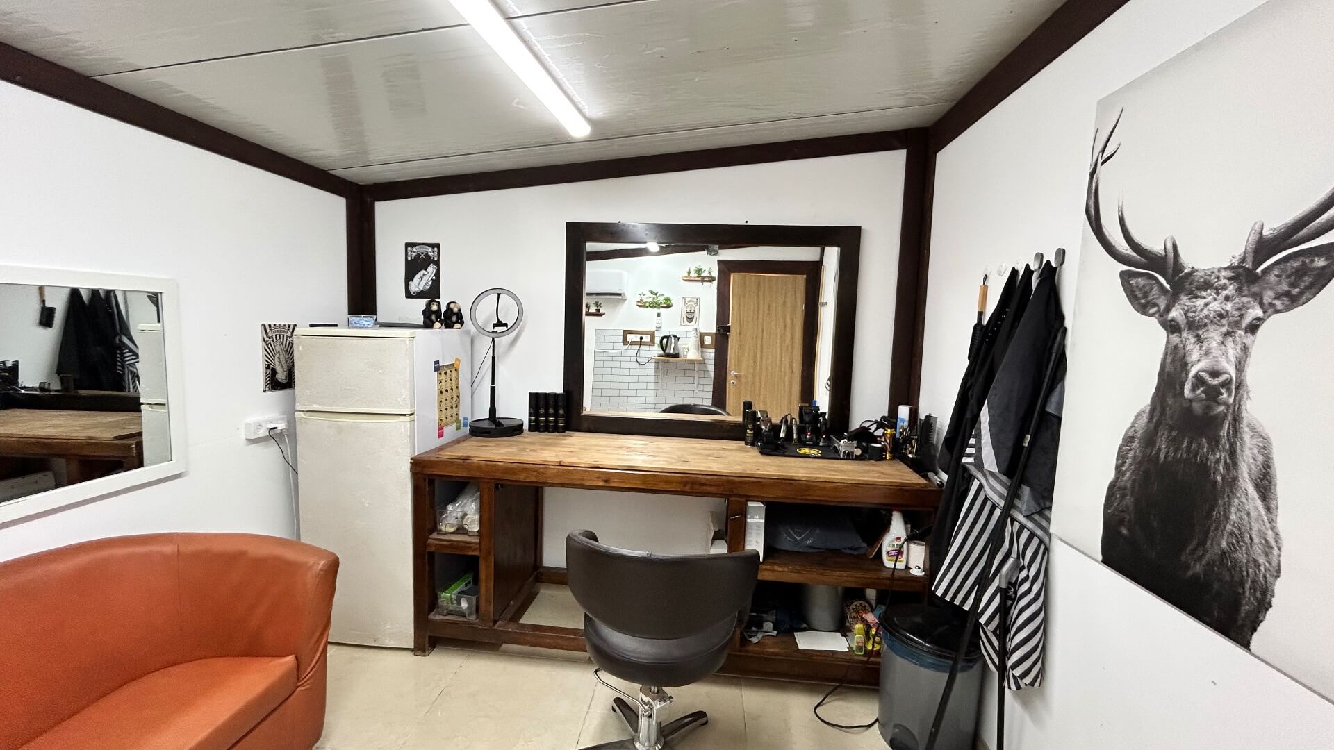 המספרה של בנימין