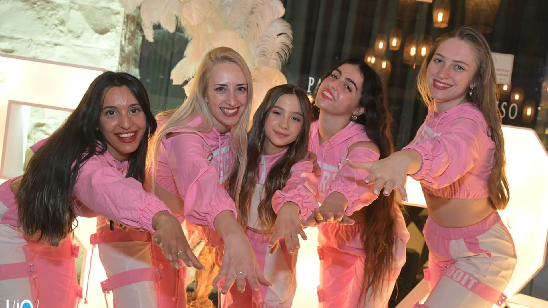  | סטודיו OWN IT