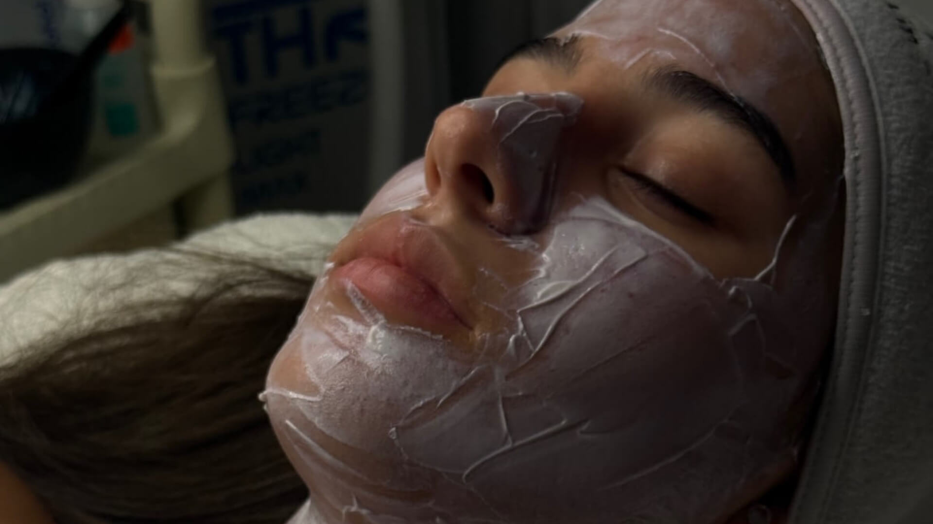 אילנה פרינד- קוסמטיקה והסרת שיער בלייזר