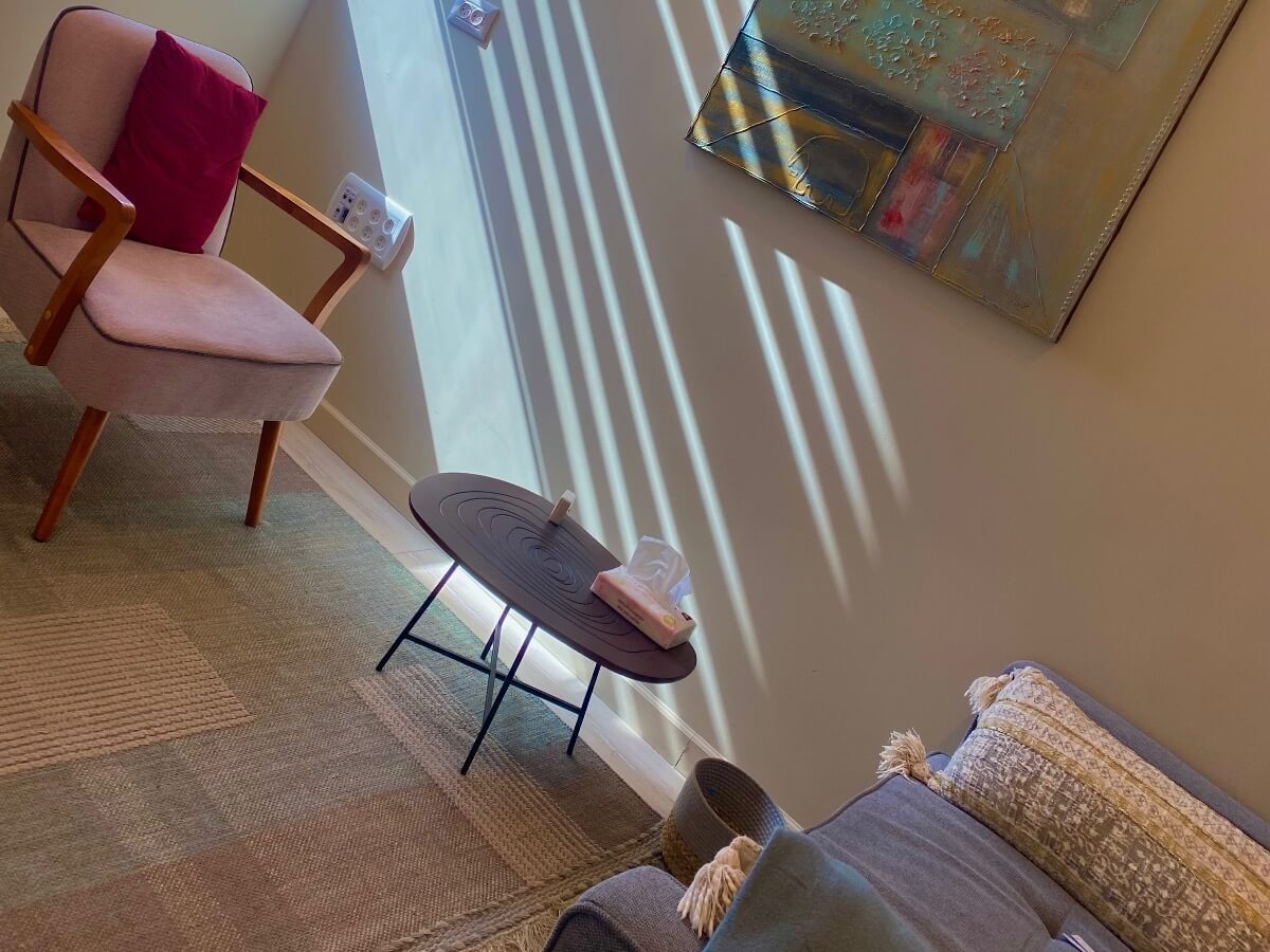 ניצן פרץ מנחה למיניות בגישה סומטית | lee