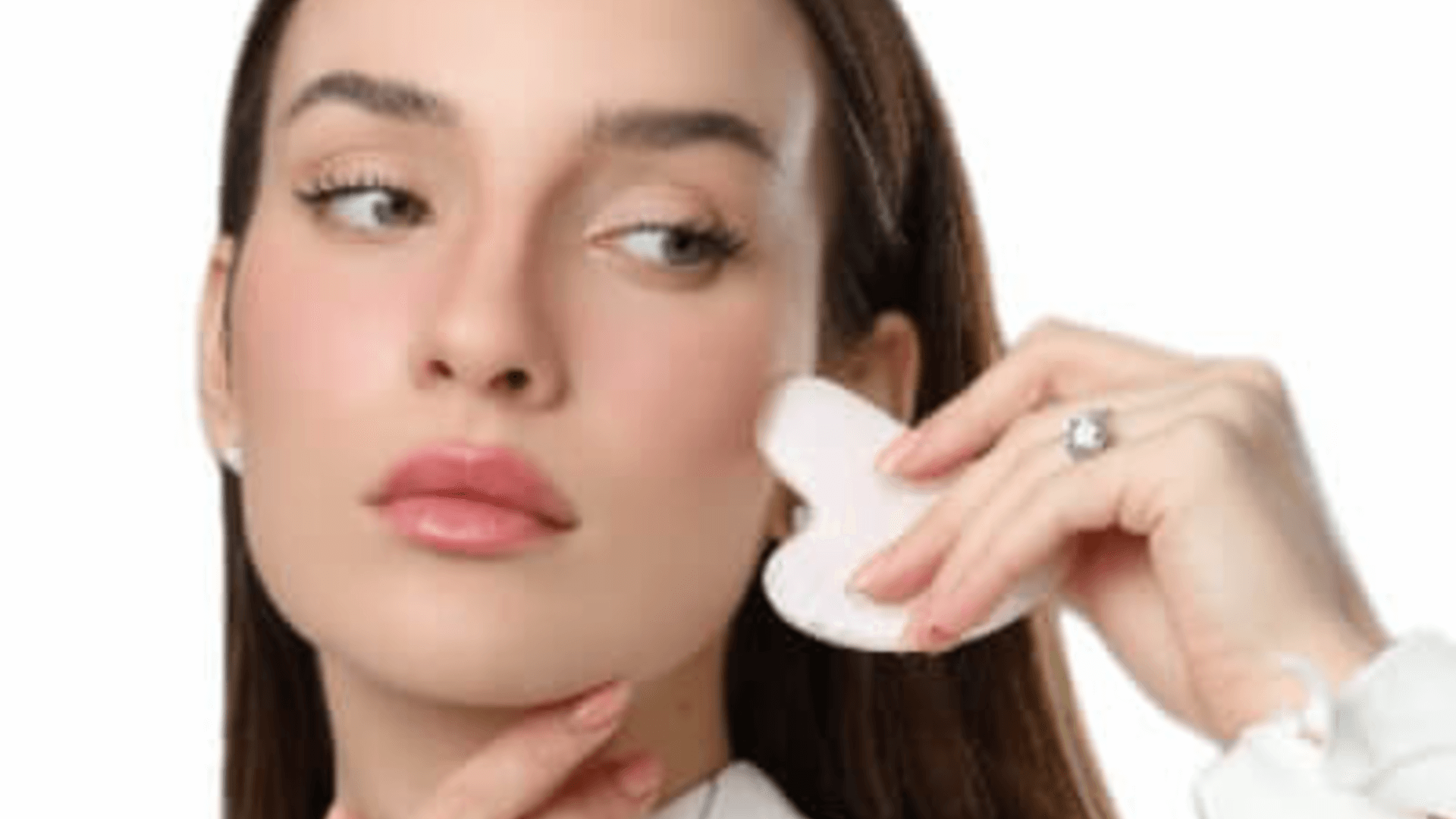 אלכסיס - קליניקה הוליסטית לפתרון אקנה ובעיות עור