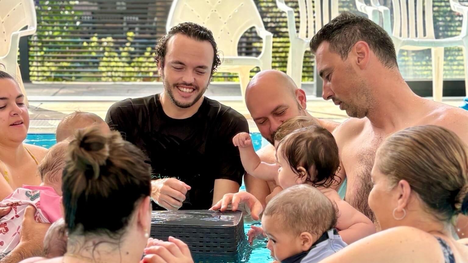 יגאל רז - שחיית פעוטות 