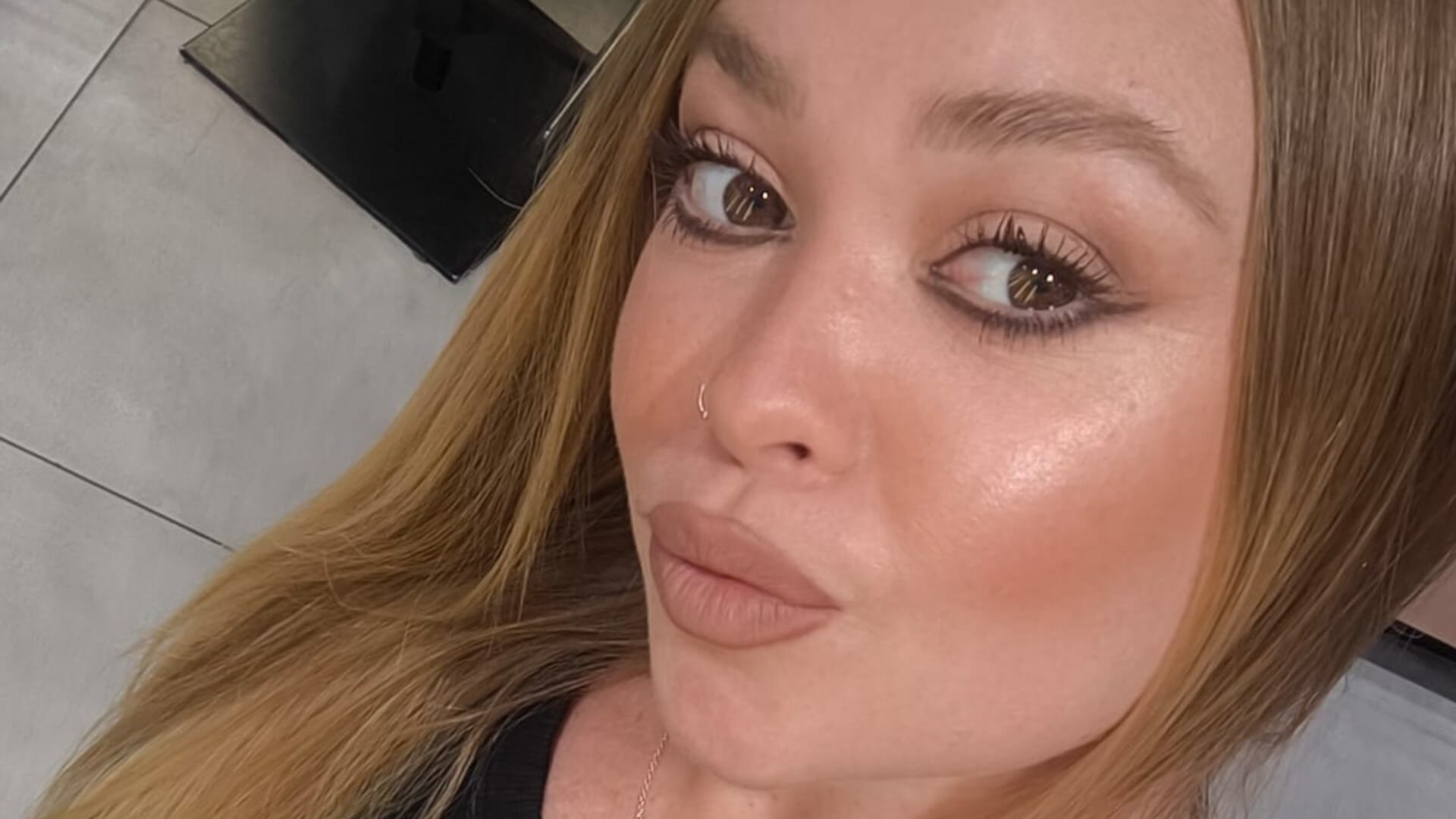 | Irena sun Makeup