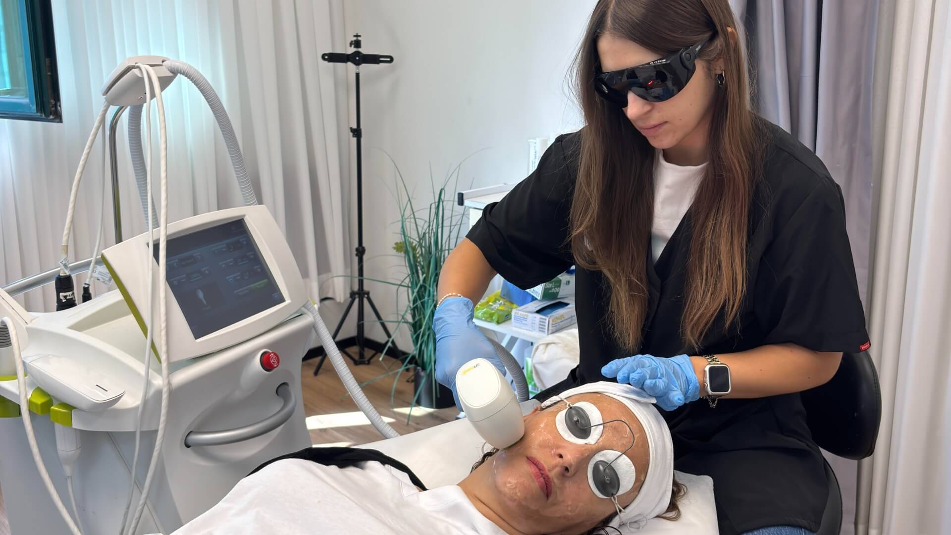  | Eva skin therapist