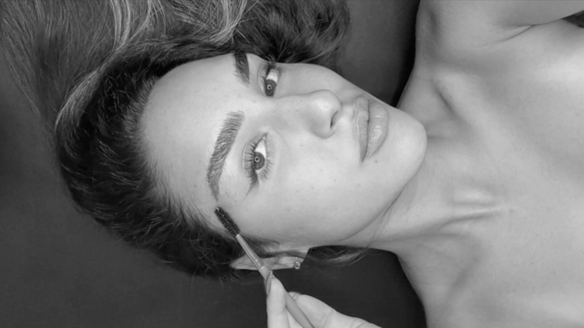 | Shalev_face_nails