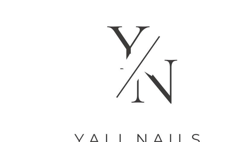 Yali_nails
