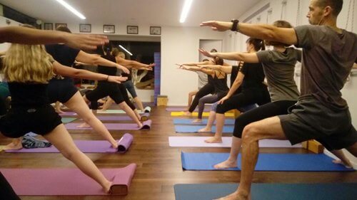 הסטודיו ליוגה בסביון