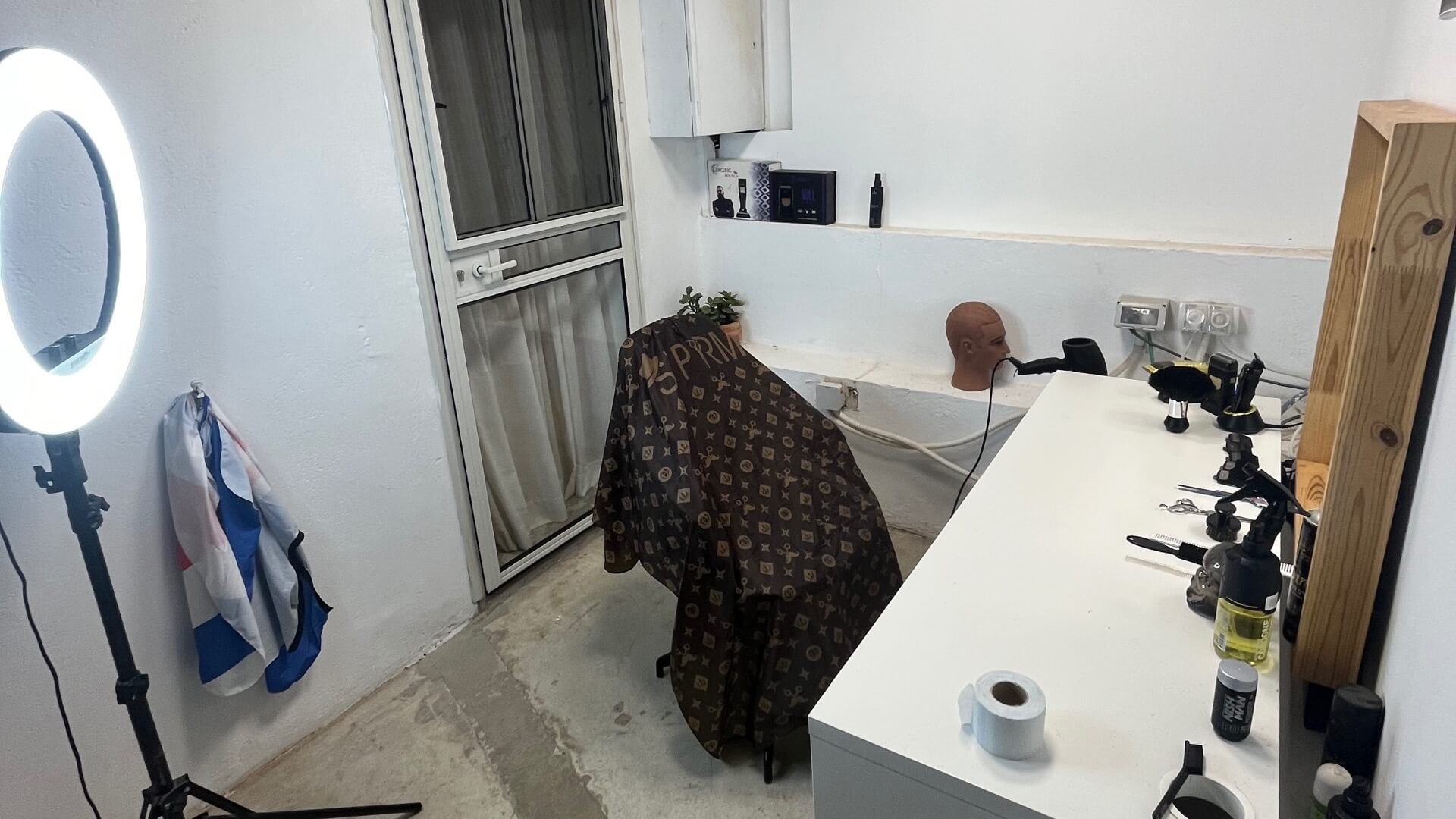  | Yairbarbershop 