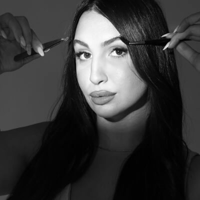 Karins eyebrows design | lee
