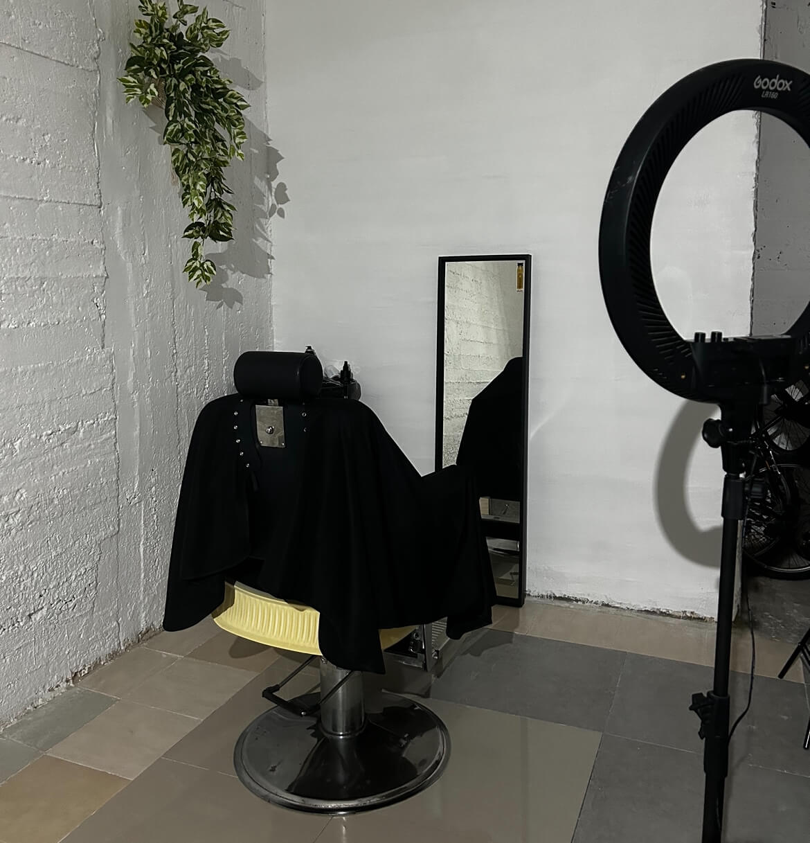 Strauss barbershop