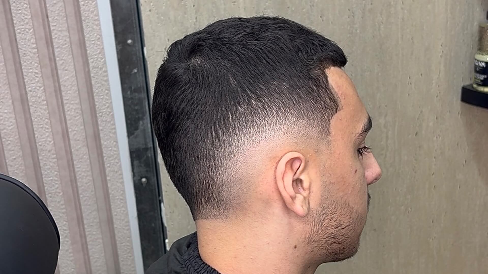 Naor deri hairdresser