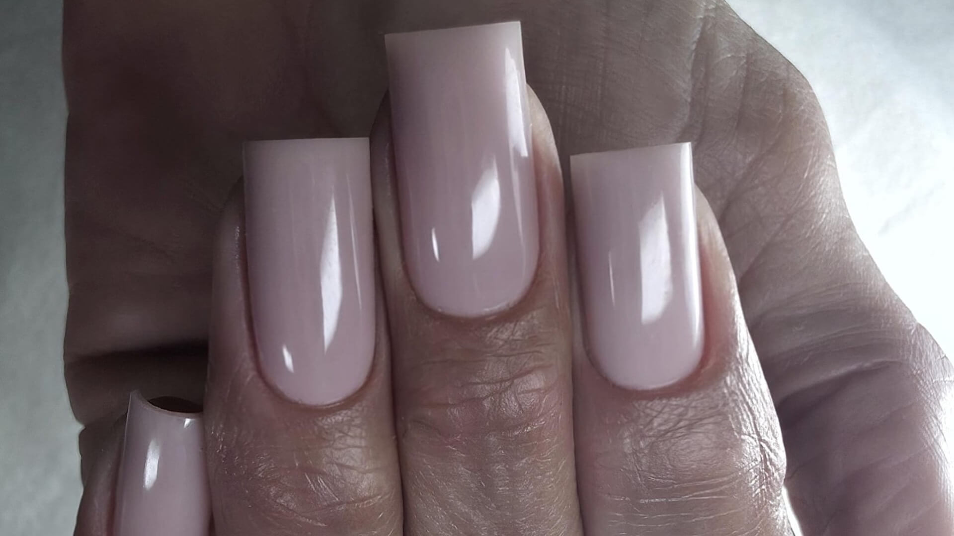  | Noa Hen - Nails artist