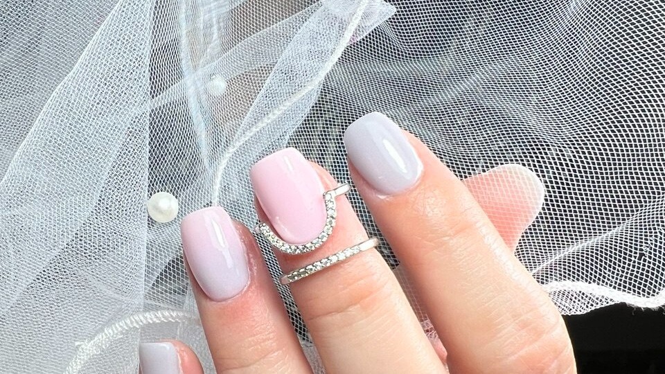 | Sunny nails