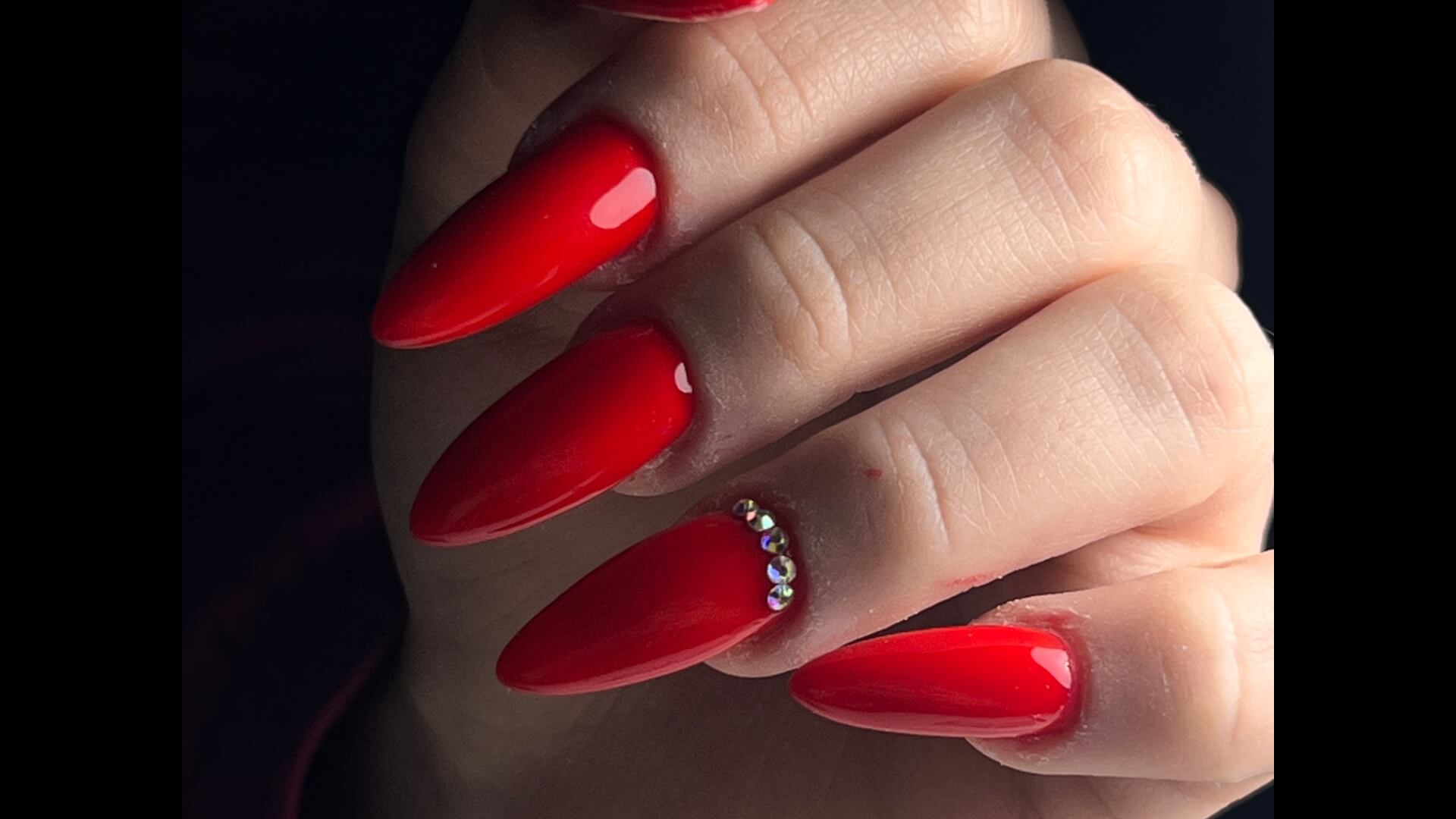 Mariuma Nails & Beauty 
