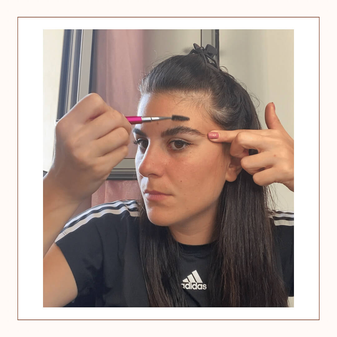 אורלי קדוש עיצוב גבות