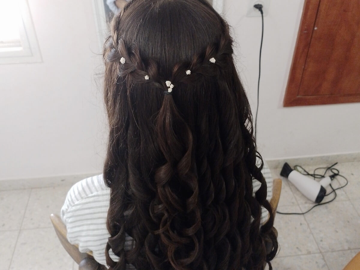 Yikrat .nails and hair  | lee