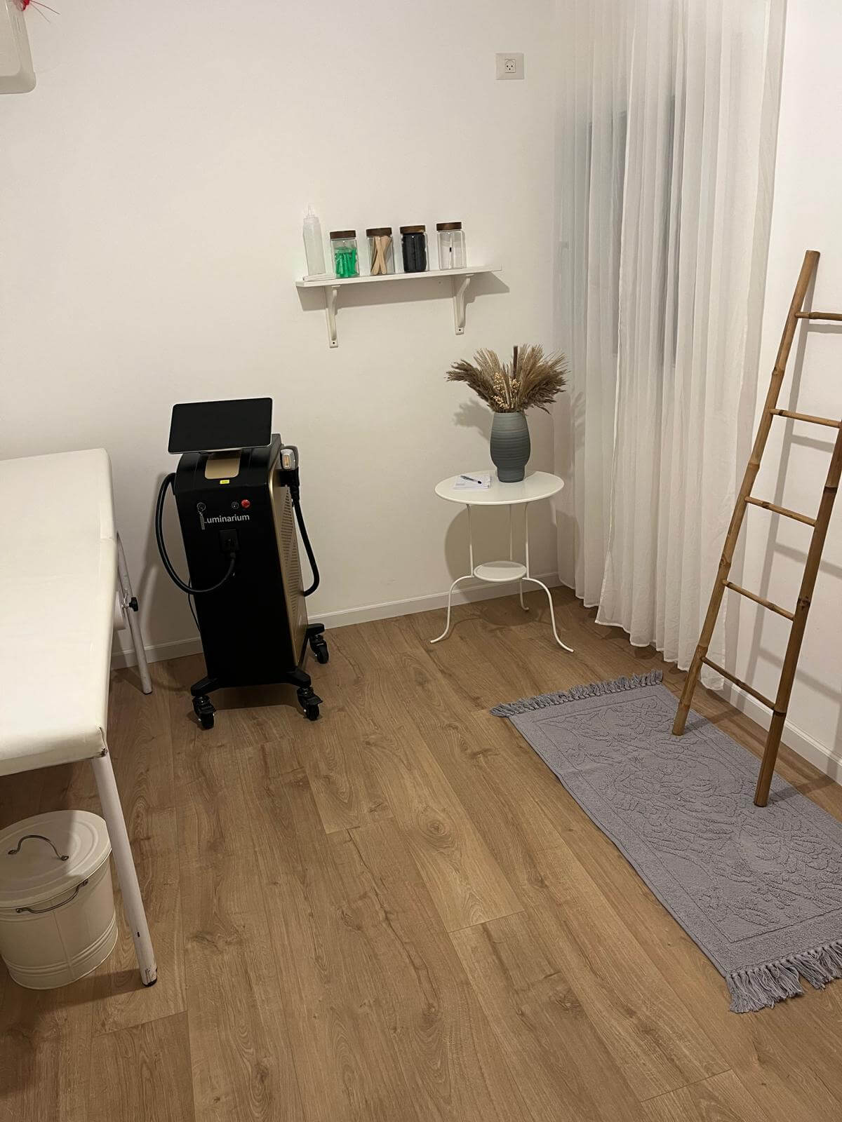 קריס לייזר - קליניקה להסרת שיער