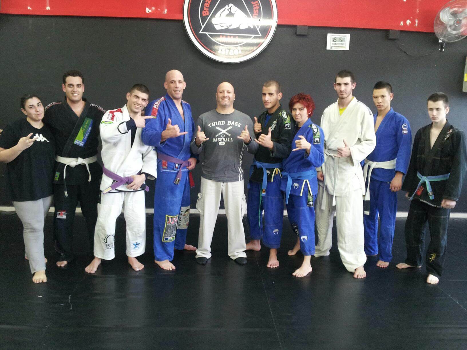 אקדמיה לאומנויות לחימה מישל כהן 