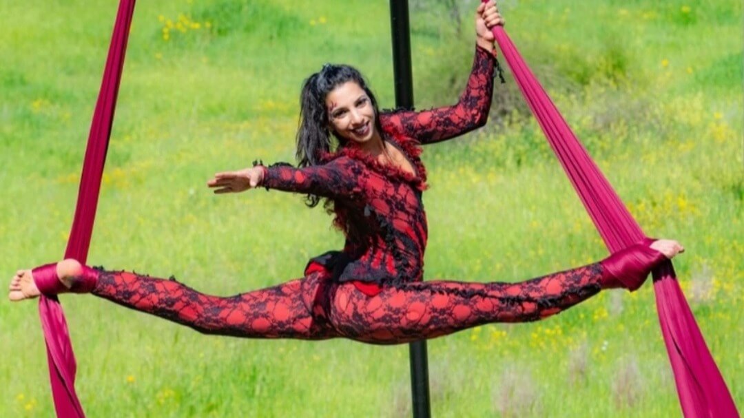 קרקסומניה - אקרובטיקה אווירית