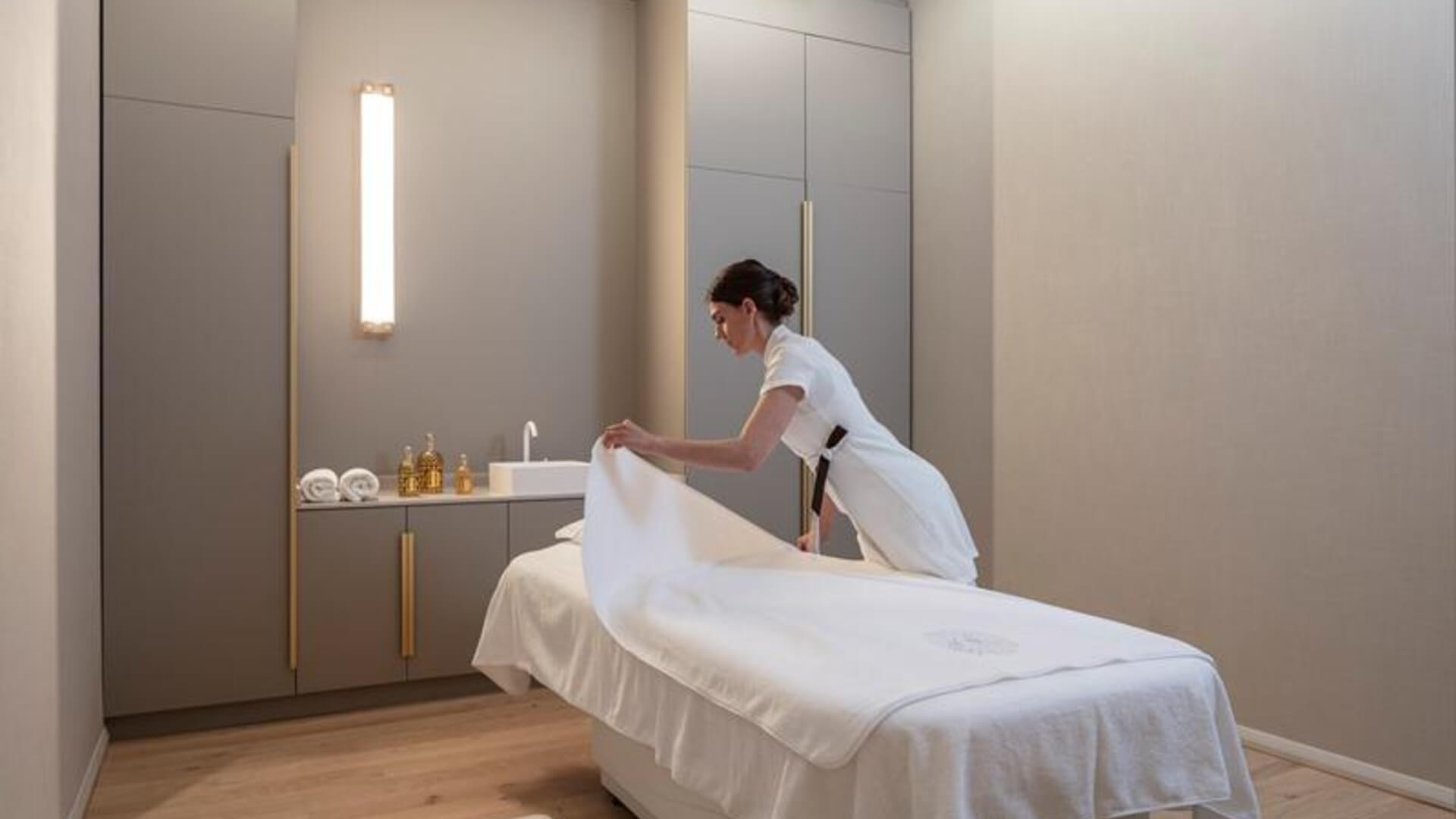 | ספא גארלן במלון וולדורף אסטוריה ירושלים - Guerlain Spa