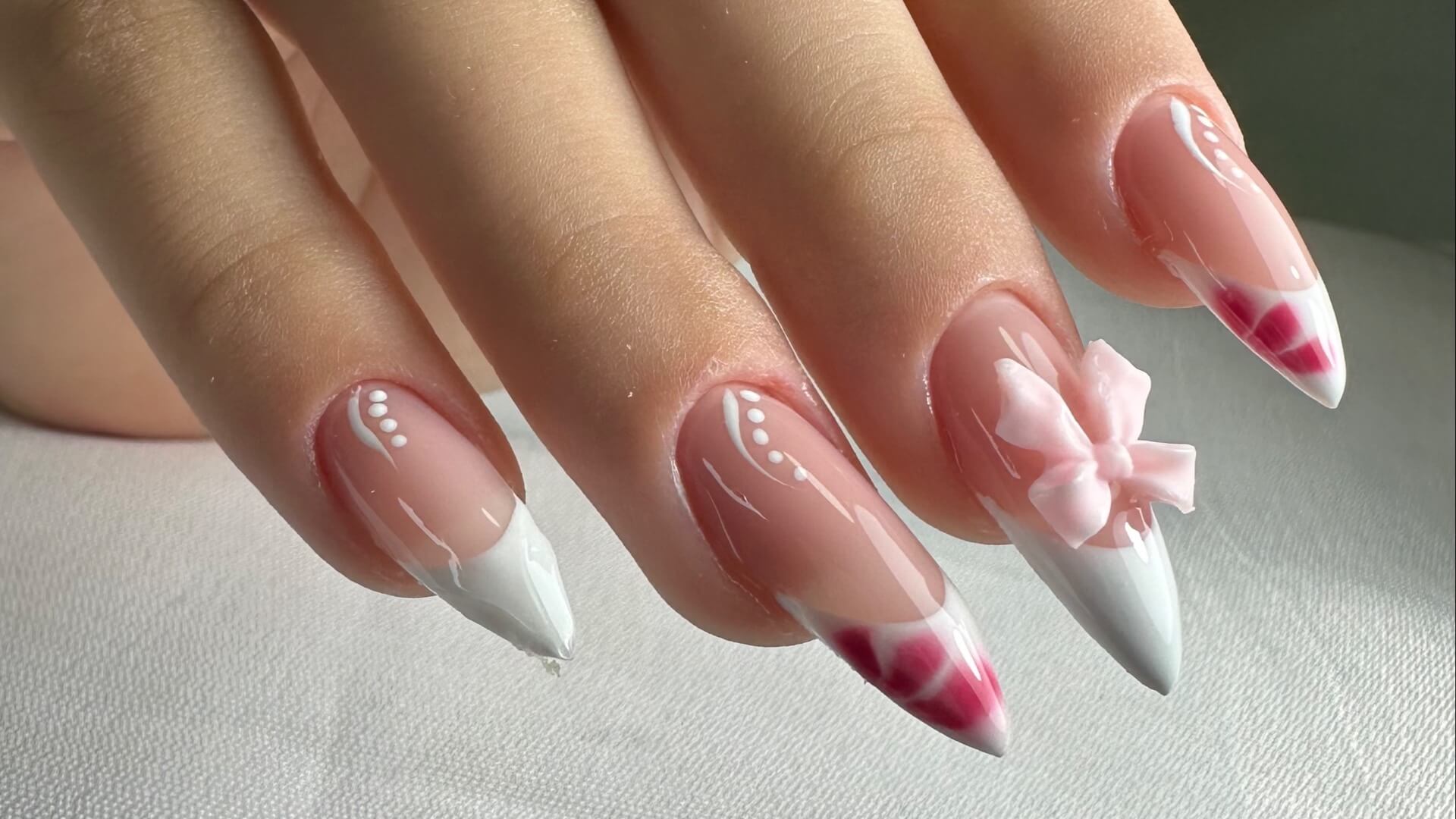 מור קליין ניילס