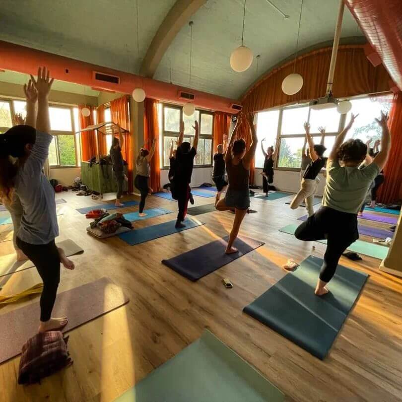 יוגה רמת גן גבעתיים - ויג'נאנה 