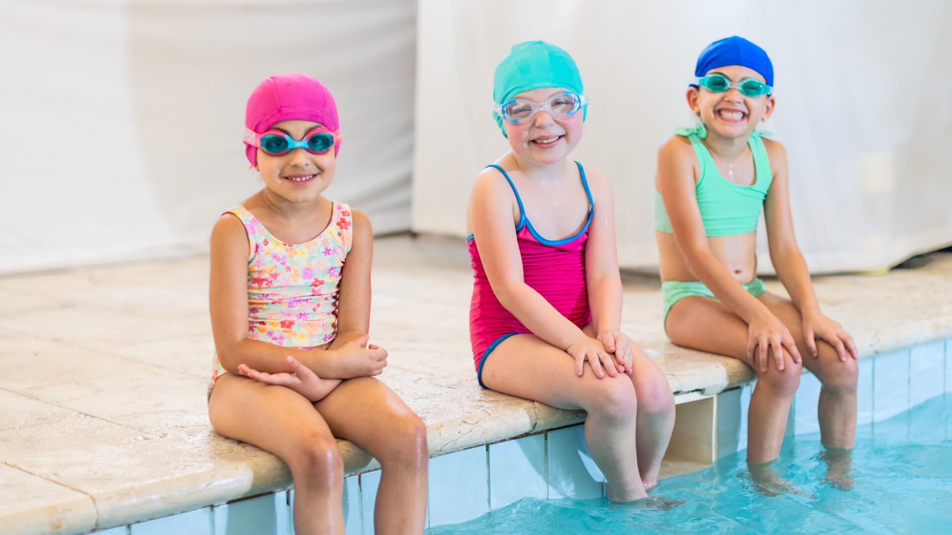 ניצן אביב בית הספר לשחייה