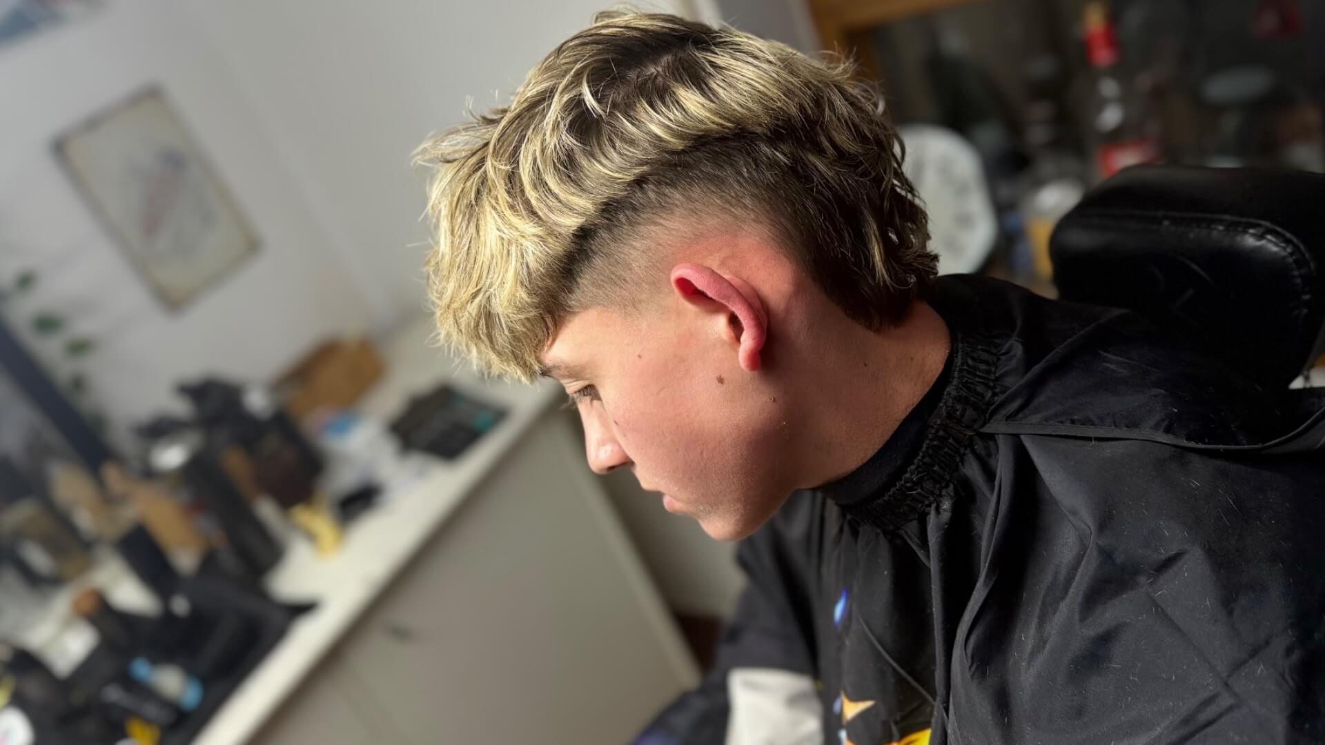 מספרת גברים