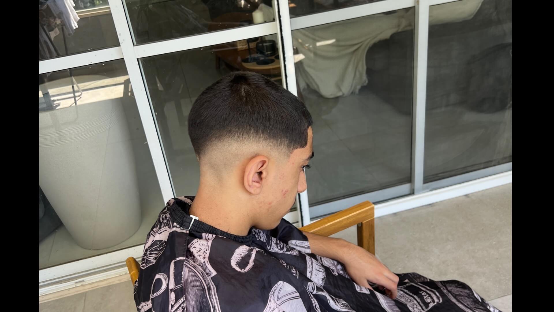  | Ariel Shemesh Barber