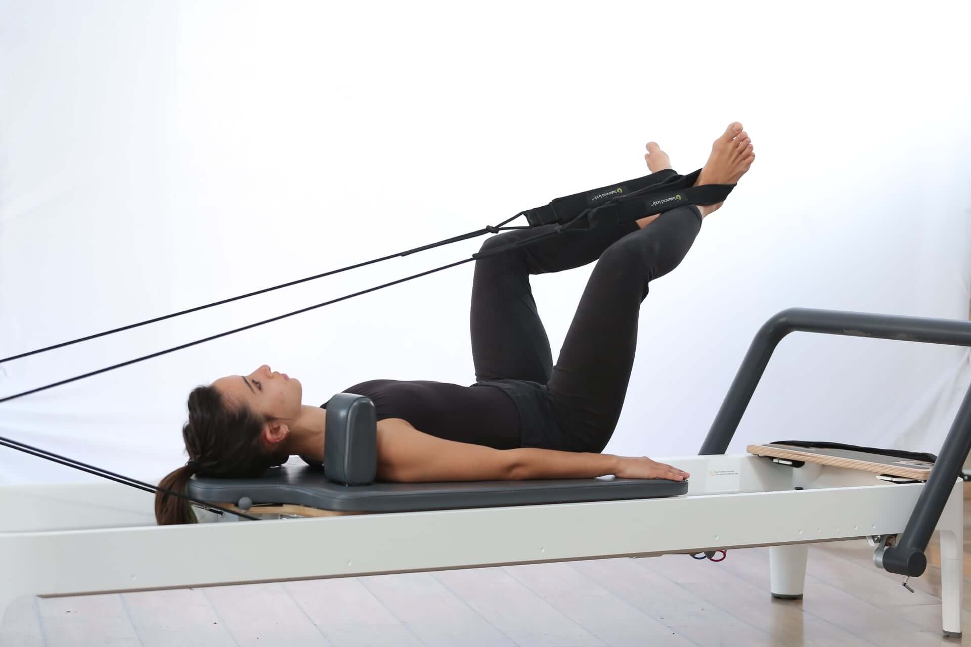 נקודת מגע - Nekudat Maga 