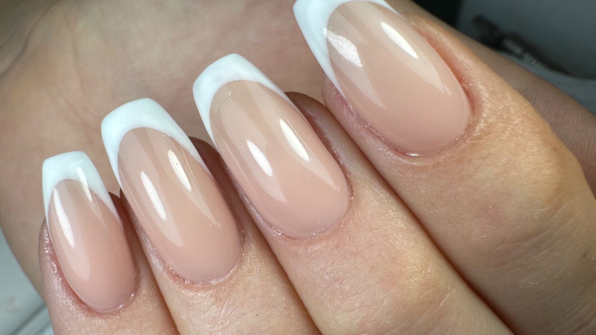 Coral Nail Art