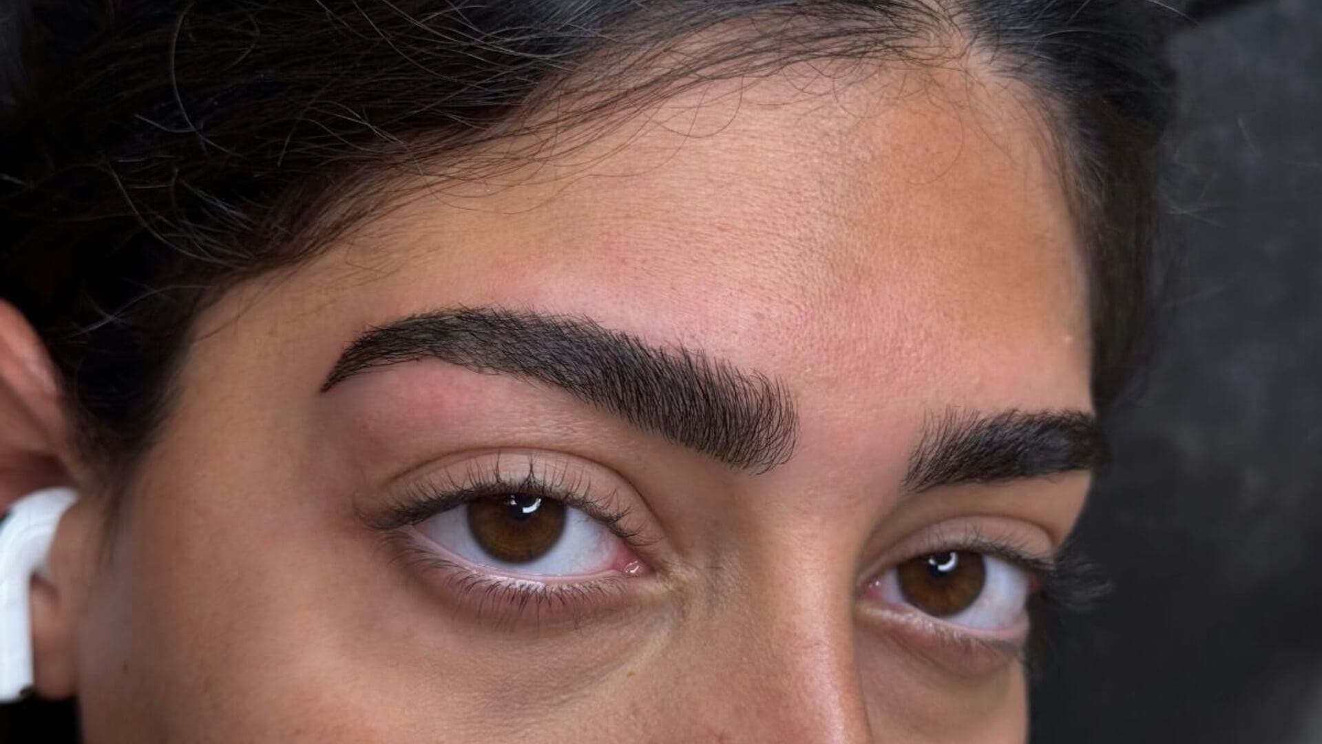 Tair Eyebrows 