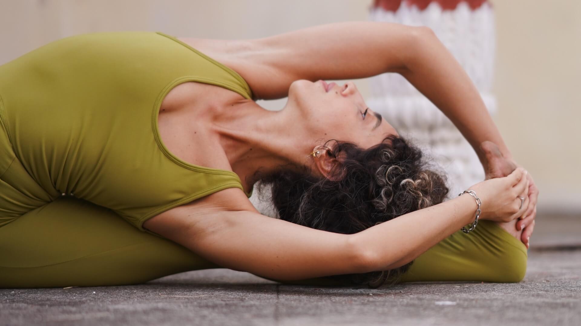 אשטנגה יוגה - נוה מונוסון 