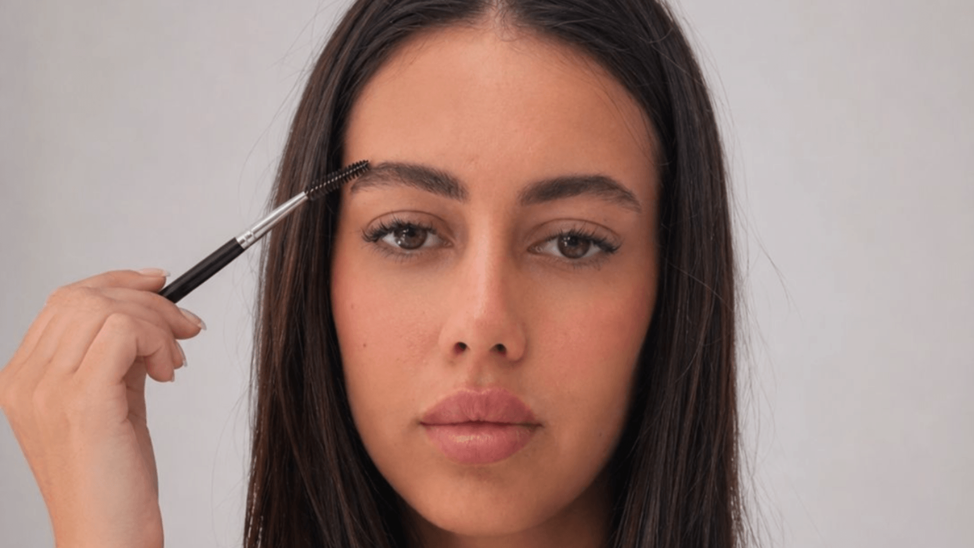 HILASEYEBROWS 