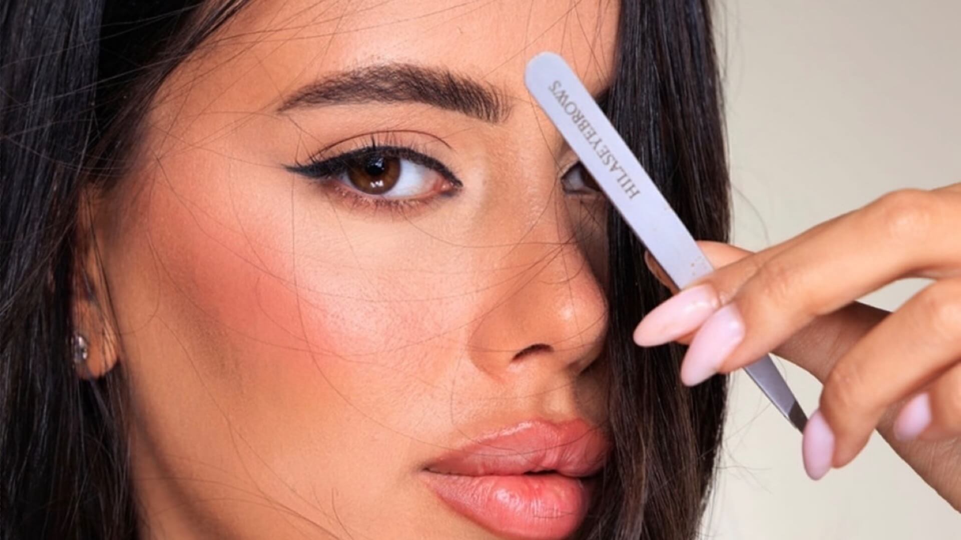  | HILASEYEBROWS 
