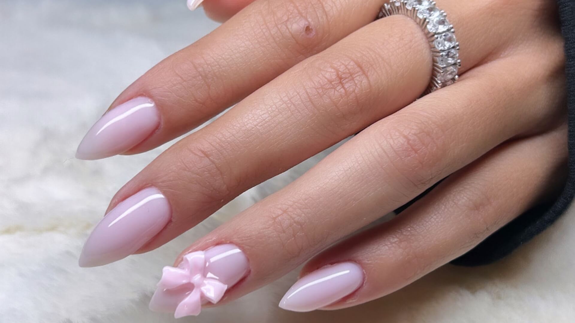 LIRON COHEN NAIL ARTIST