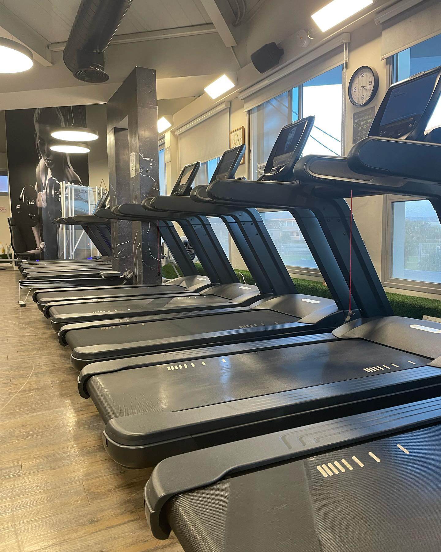 קאנטרי אורנית - Country Oranit